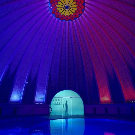 An Der Therme 호텔 4*