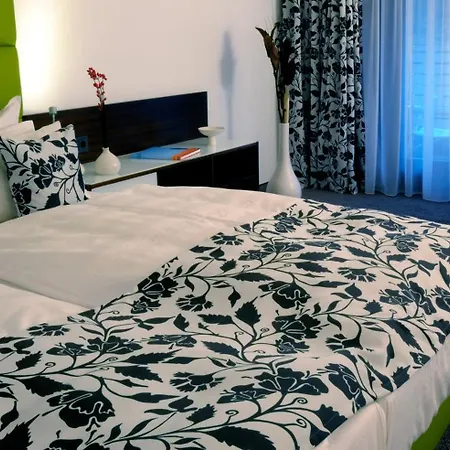 An Der Therme 4*